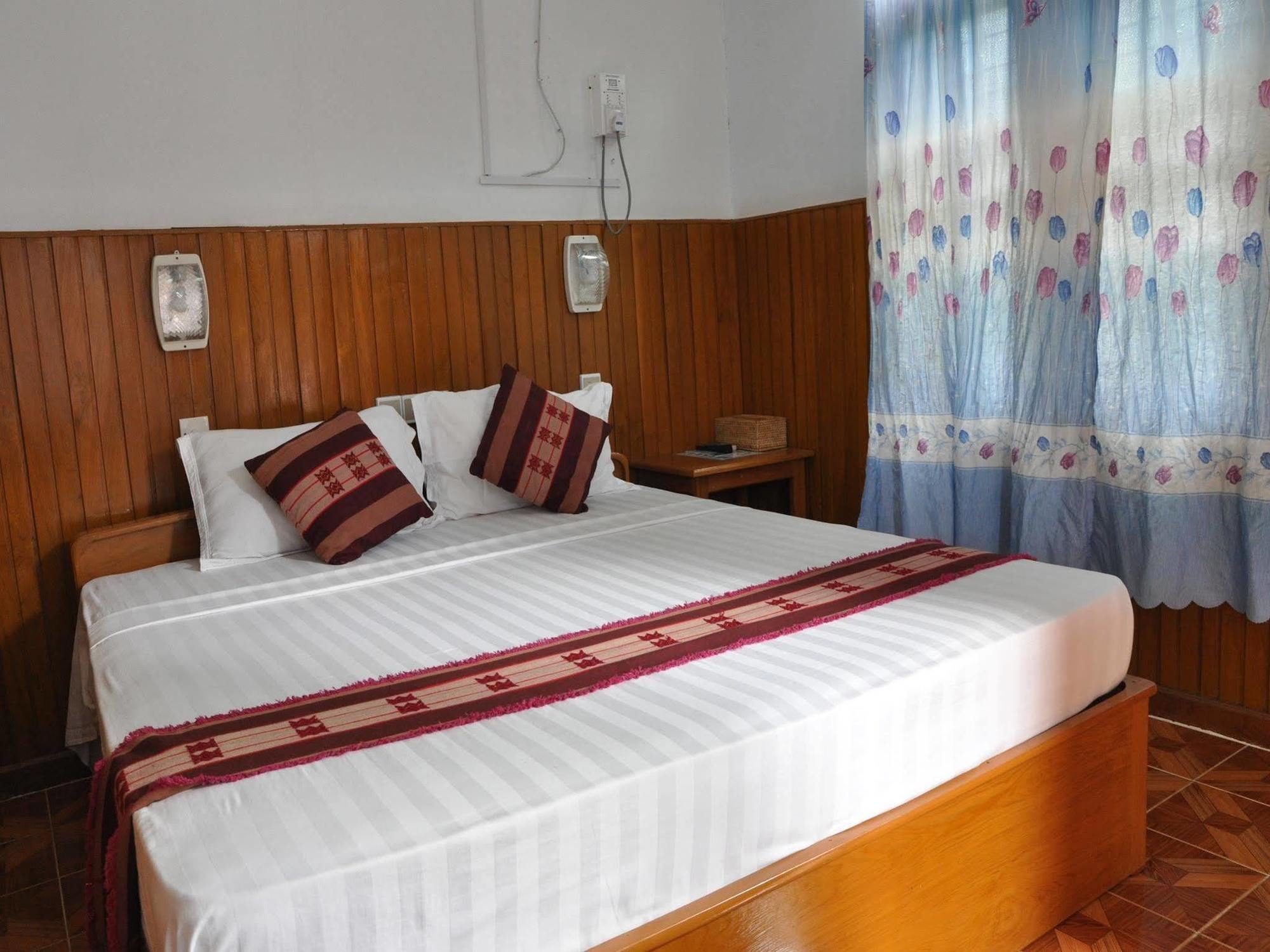 Saw Nyein San Guest House Nyaung-U Kültér fotó